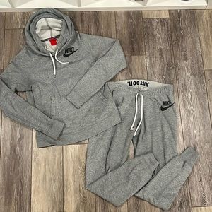 Nike sweat suit